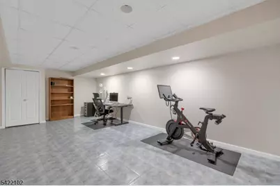 49 Gordon Cir #49, Parsippany, NJ 07054 - Photo 13