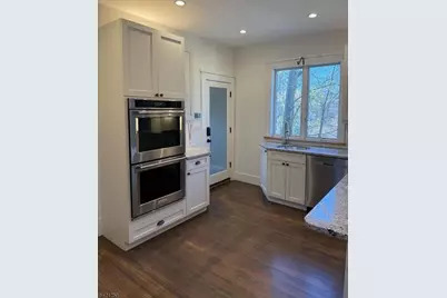 33 Montclair Ave #2, Montclair, NJ 07042 - Photo 7