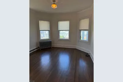 33 Montclair Ave #2, Montclair, NJ 07042 - Photo 3