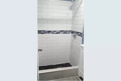 517 E.18th St, Paterson, NJ 07514 - Photo 3