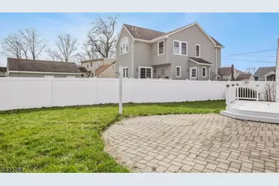 287 Roosevelt Ln, Kenilworth, NJ 07033 - Photo 31