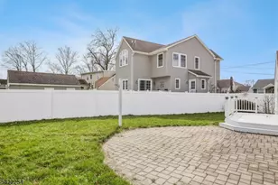 287 Roosevelt Ln, Kenilworth, NJ 07033 - Photo 31