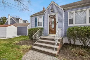 287 Roosevelt Ln, Kenilworth, NJ 07033 - Photo 3