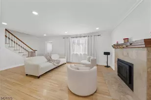 558 Schuyler Way, Union Township, NJ 07083 - Photo 3