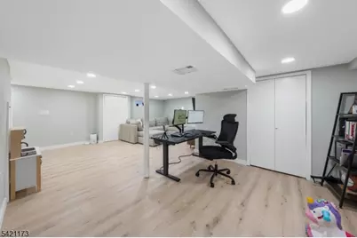 558 Schuyler Way, Union Township, NJ 07083 - Photo 21