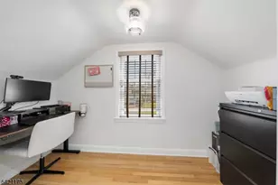 558 Schuyler Way, Union Township, NJ 07083 - Photo 13