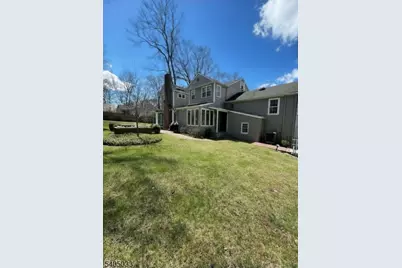 84 Pine Grove Ave, Summit, NJ 07901 - Photo 3