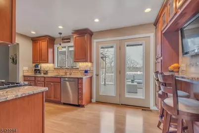 85 Larsen Rd, West Milford, NJ 07480 - Photo 15