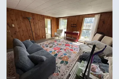 27 Center St, Clinton, NJ 08809 - Photo 3