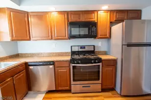 107 Brook Dr, Hackettstown, NJ 07840 - Photo 17