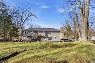 10 Hillside Ave, North Caldwell, NJ 07006 - Photo 47