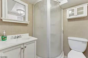 24 Bryant Ave, Bloomfield, NJ 07003 - Photo 31