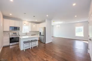 10 Greenhut Ave, Randolph Township, NJ 07869 - Photo 7