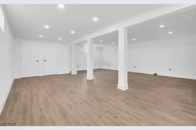 71 Tiffany Dr, East Hanover Township, NJ 07936 - Photo 15