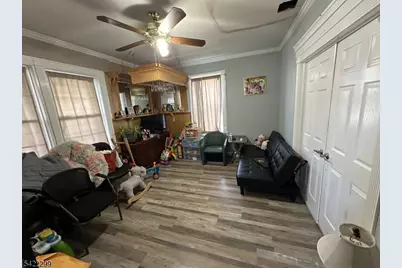 113 Pequannock St, Dover, NJ 07801 - Photo 9