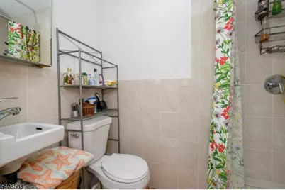 19 Skyland Ave, Wanaque, NJ 07420 - Photo 23