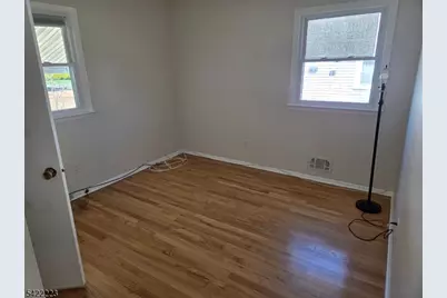 46 N 8th St #1, Kenilworth, NJ 07033 - Photo 5