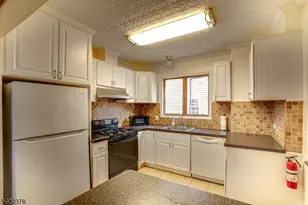 27 Brookline Ave, Nutley, NJ 07110 - Photo 19