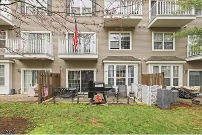 915 Redspire Dr, Union Township, NJ 07083 - Photo 25