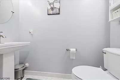 915 Redspire Dr, Union Township, NJ 07083 - Photo 11