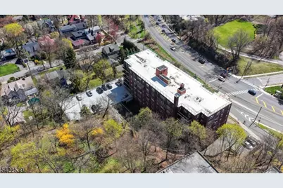 415 Claremont Ave, Montclair, NJ 07042 - Photo 25