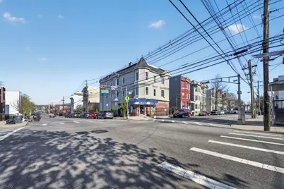 661 South 18th Street, Newark, NJ 07103 - Photo 23