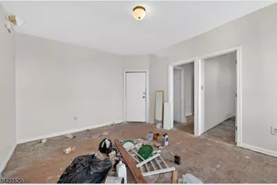 661 South 18th Street, Newark, NJ 07103 - Photo 27