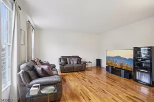 1 Jenny Ln, Wayne, NJ 07470 - Photo 7