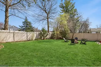 27 Garden Oval, Springfield, NJ 07081 - Photo 23