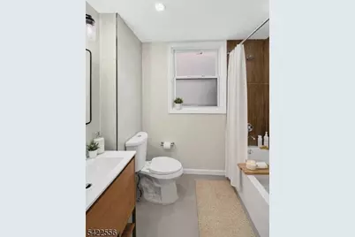 345 Walnut St #1R, Newark, NJ 07105 - Photo 3