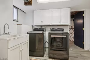 36 S Willow St, Montclair, NJ 07042 - Photo 29