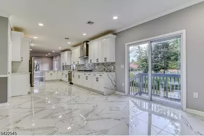 261 Apple Tree Ln, Mountainside, NJ 07092 - Photo 13