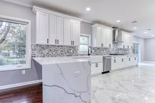 261 Appletree Ln, Mountainside, NJ 07092 - Photo 15