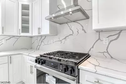 261 Apple Tree Ln, Mountainside, NJ 07092 - Photo 17