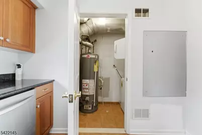 179 Roseland Ave #7, Caldwell, NJ 07006 - Photo 11