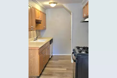1 Pioneer Trl, Jefferson Township, NJ 07438 - Photo 21