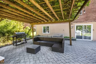 25 Washington Ave, Hanover Township, NJ 07981 - Photo 7