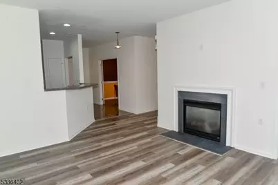 2103 Neville Ct #2103, Franklin Township, NJ 08873 - Photo 5