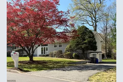 106 Dogwood Dr, Oakland, NJ 07436 - Photo 3