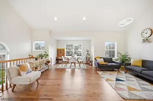 123 Barclay Dr, Nutley, NJ 07110 - Photo 9