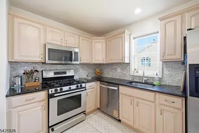 123 Barclay Drive, Nutley, NJ 07110 - Photo 17