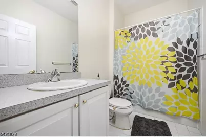 123 Barclay Drive, Nutley, NJ 07110 - Photo 33