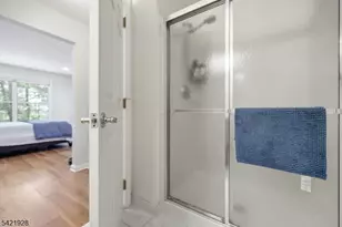 123 Barclay Dr, Nutley, NJ 07110 - Photo 23