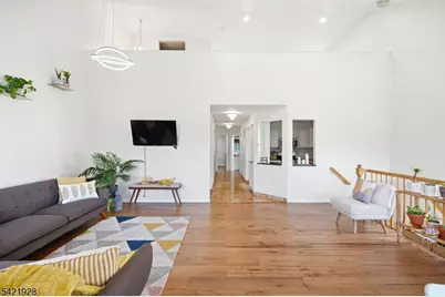 123 Barclay Drive, Nutley, NJ 07110 - Photo 13