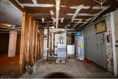 741 Highland Ave, Newark, NJ 07104 - Photo 35