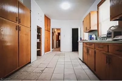 741 Highland Ave, Newark, NJ 07104 - Photo 9