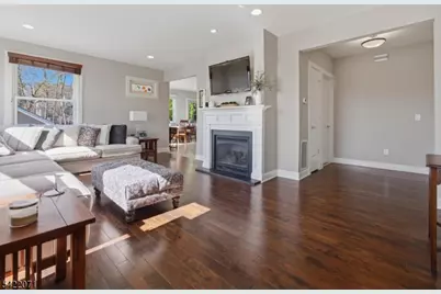 217 Prospect St #B, Westfield, NJ 07090 - Photo 5