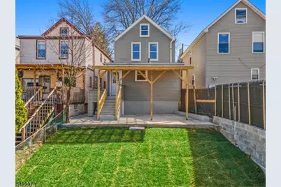 272 Burgess Pl, Clifton, NJ 07011 - Photo 19