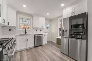 272 Burgess Pl, Clifton, NJ 07011 - Photo 7