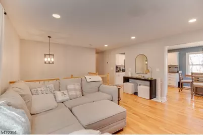 13 Chestnut St, Vernon, NJ 07422 - Photo 5